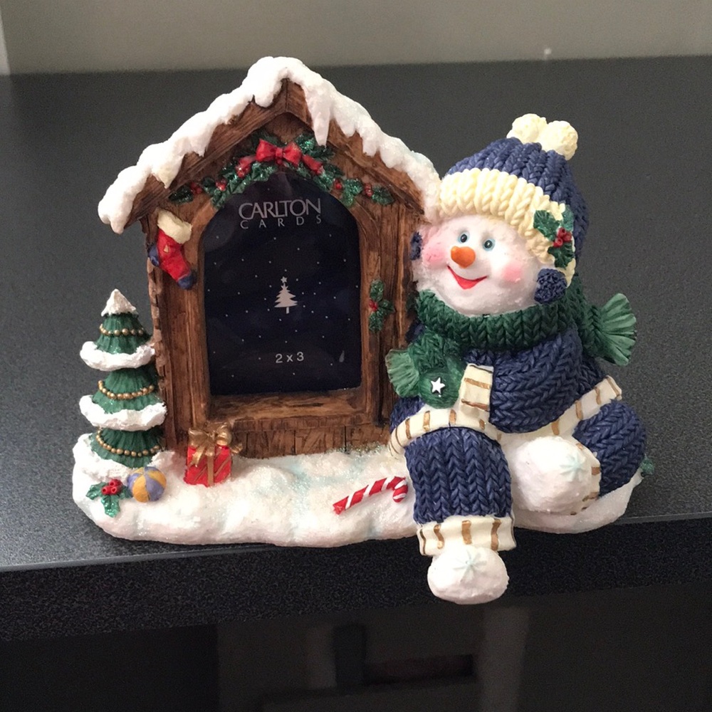 Vintage Snowman Christmas Scene 3D Picture Frame for 2x3 Photo